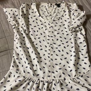 size xs, shirt (no refunds)